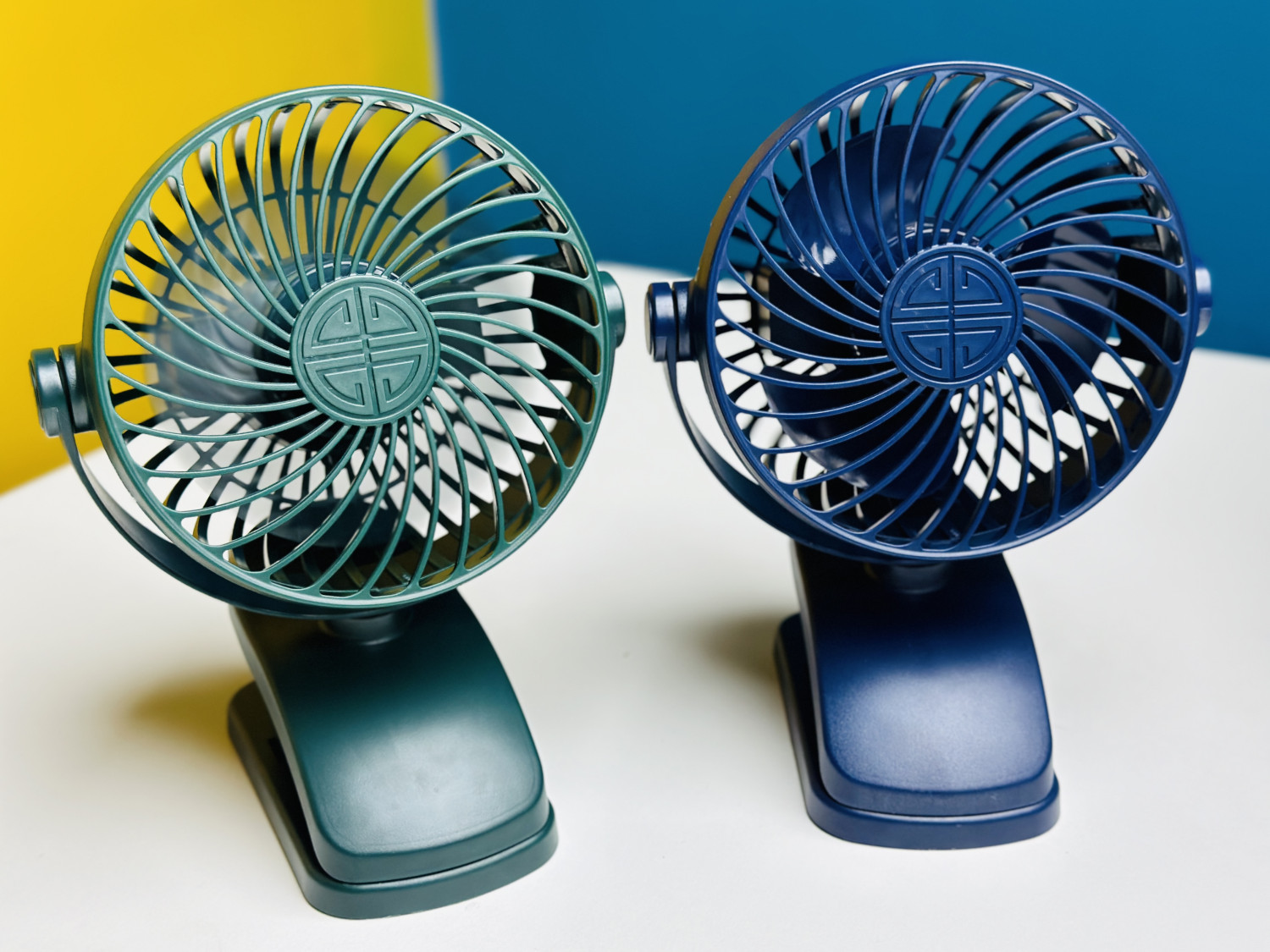 P8 USB Small Handheld Rechargeable Clip Fan